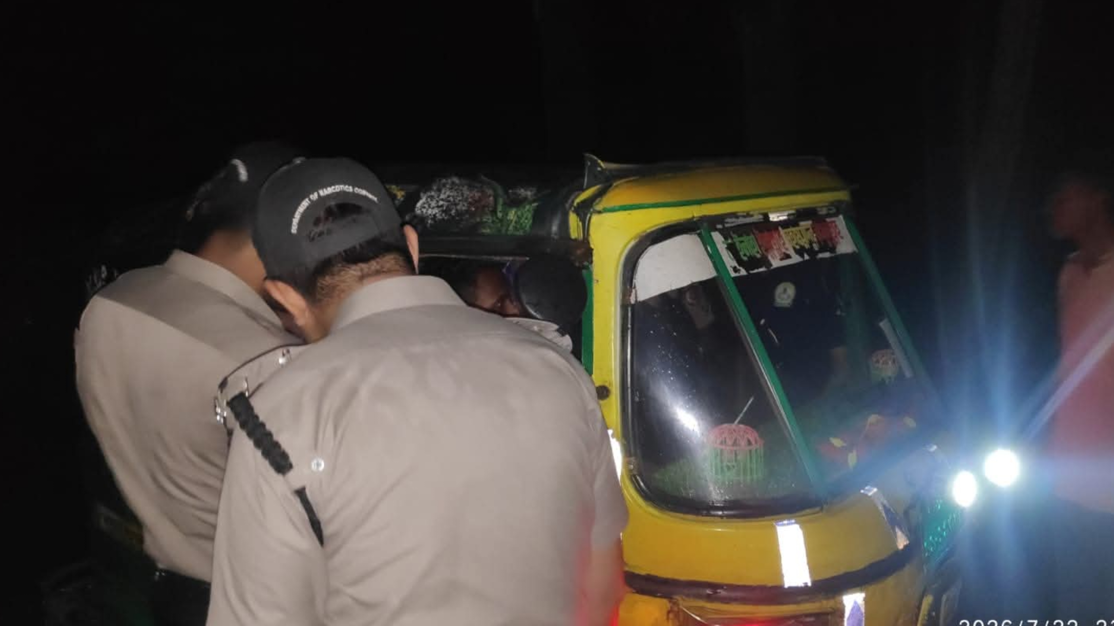 মাদকবিরোধী অভিযানে হরিণা ফেরিঘাটে অস্থায়ী চেকপোস্ট