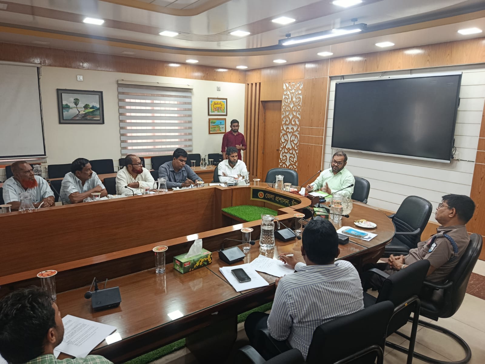 লঞ্চযাত্রীদের সেবার মানোন্নয়নে মতবিনিময় সভা