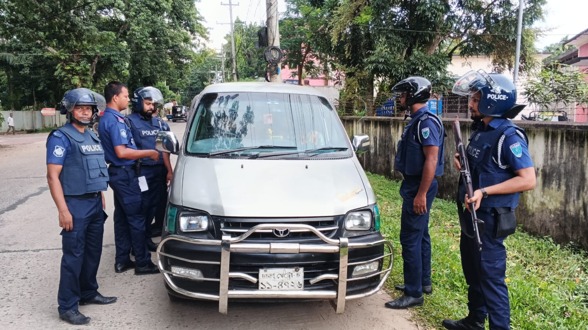 মৌলভীবাজারে ৪৭টি যানবাহন আটক, জরিমানা ১ লাখ ২৪ হাজার টাকা