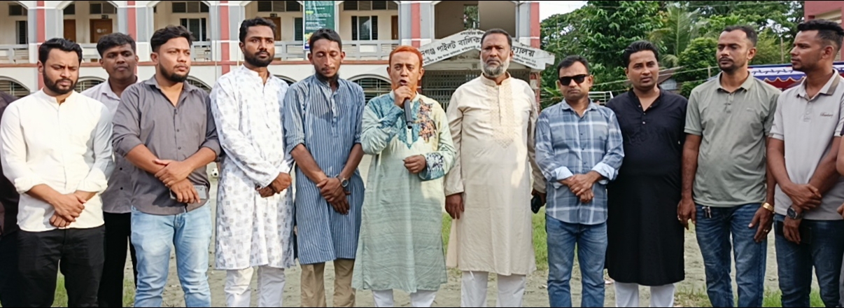 ফরিদগঞ্জ কাছিয়াড়ায় ফুটসাল টুর্নামেন্ট উদ্বোধন