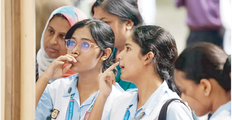 জিপিএ-৫-এর দৌড়ে চাপা পড়ছে প্রতিভা