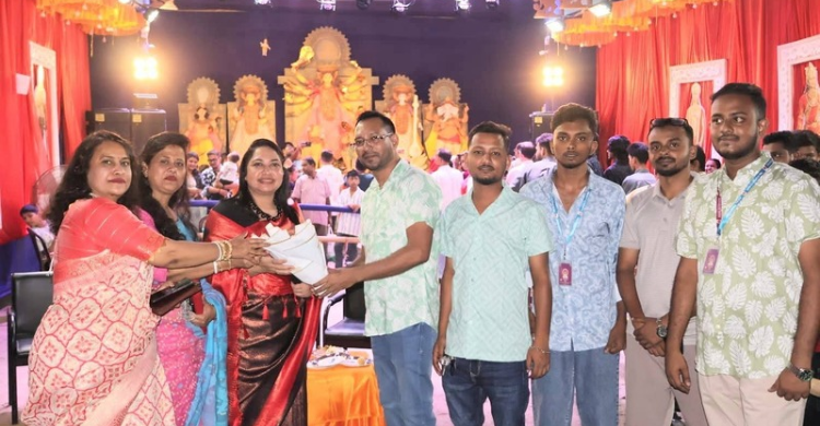 পূজামণ্ডপের নিরাপত্তা পরিদর্শনে অতিরিক্ত পুলিশ সুপার নাদিরা নূর