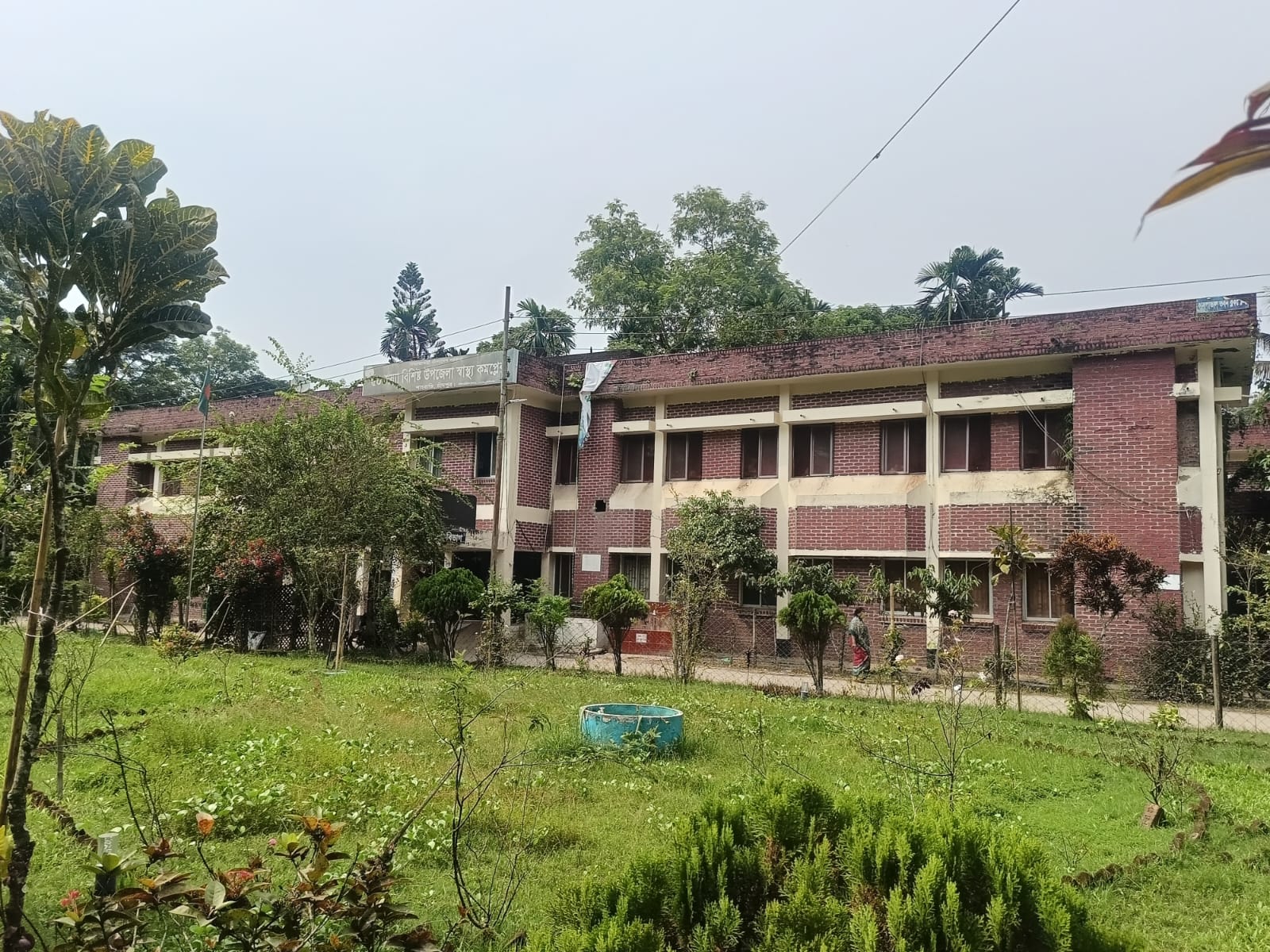 শাহরাস্তি উপজেলা স্বাস্থ্য কমপ্লেক্সের নিরাপত্তা নিয়ে প্রশ্ন