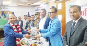 জাতীয় সমবায় ইউনিয়নের সেক্রেটারী জসিম উদ্দিন শেখকে চাঁদপুর প্রেসক্লাবের সংবর্ধনা