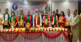 ওয়ার্ল্ড জার্নালিস্টস ক্লাবের স্বাধীনতা সম্মাননা ও স্মরণিকার মোড়ক উন্মোচন