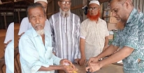 মতলব দক্ষিণে ভুট্টার বস্তায় স্বর্ণালংকার!