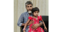 শাহরাস্তিতে হারিয়ে যাওয়া শিশুকে বাবার কোলে ফিরিয়ে দিলো পুলিশ