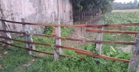 যাতায়াতের পথ বন্ধ করে দিলো প্রভাবশালী।।  আদালতে মামলা