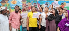 চাঁদপুর পৌরসভার পানির বিল কমানো ও স্বচ্ছ পানি সরবরাহের দাবিতে গ্রাহকদের  বিক্ষোভ