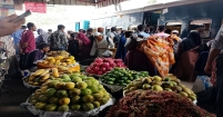 চাঁদপুর কোর্ট স্টেশন হকারদের দখলে