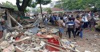 চাঁদপুর শহরের ছায়াবাণী মোড়ে উচ্ছেদ অভিযান