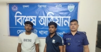 নোয়াখালীতে বাসে যাত্রীকে মারধরের ভিডিও ভাইরাল, গ্রেপ্তার ২