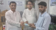 হাইমচর উপজেলা প্রবাসী বিএনপির পক্ষ থেকে ক্যান্সার আক্রান্ত রোগীকে আর্থিক অনুদান প্রদান