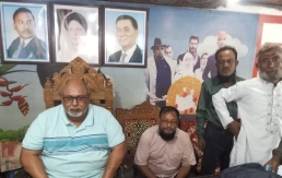 বহিষ্কারাদেশ প্রত্যাহারের দাবিতে সংবাদ সম্মেলন করেছেন বিএনপি নেতা আলহাজ্ব আনোয়ার হোসেন ভুঁইয়া