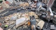 হাজীগঞ্জে রাতের আগুনে পুড়লো দু ব্যবসা প্রতিষ্ঠান