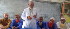 মতলবের ঘরে ভাঙ্গা গ্রামের মনিরুজ্জামানের নিরাপত্তা চেয়ে  সাংবাদিক সম্মেলন