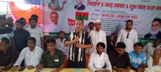আওয়ামী লীগের নেতাকর্মীদের সঙ্গে  ছবি থাকলে তাদের সদস্যপদও নবায়ন হবে না