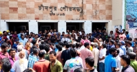 নবনিযুক্ত চাঁদপুর পৌর সচিবের সাথে জেলা রিকশা মালিক সমিতির বৈঠক
