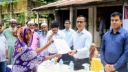 ঘোড়ামারা আশ্রয়ণ প্রকল্পের বন্দোবস্ত প্রাপ্তদের মাঝে নামজারি খতিয়ান এবং কবুলিয়ত বিতরণ