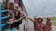 সিরাজদিখানে ঢাকা-মাওয়া মহাসড়কে বাসের ধাক্কায় হেলপার নিহত