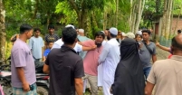 ভাইদের সম্পত্তিগত বিরোধে মায়ের লাশ ২০ ঘণ্টা  আটকে রেখে সমঝোতা,  তারপর দাফন