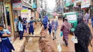 রায়পুর পৌরসভার সড়ক খোঁড়াখুঁড়িতে বেহাল, দুর্ঘটনায় আহত, চরম ভোগান্তি