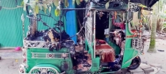 লক্ষ্মীপুরে বিয়ের প্রস্তাব প্রত্যাখ্যান করায় সিএনজিতে অগ্নিসংযোগ