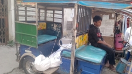 চার সন্তানের জনকের আত্মহত্যা! মৃত্যুর পর গায়েবী চিরকুট নিয়ে ধূম্রজাল