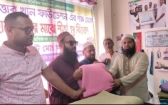 অন্ধ হাফেজদের মাঝে ছাত্তার খান ফাউন্ডেশনের শীতবস্ত্র বিতরণ