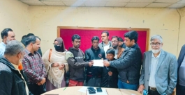 রোশনী পলি ফাইবার কারখানায় নারী শ্রমিকের মৃত্যুতে  পরিবারকে ১২ লক্ষ টাকা সহায়তা