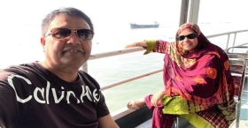 লঞ্চ ভ্রমণ যেন বিলাসিতা