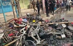 রণক্ষেত্র বালাসুর বাজার!