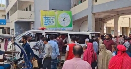 লক্ষ্মীপুরে ছেলেসহ ৩ জনকে কুপিয়ে ছাদ থেকে লাফ দিয়ে কনস্টেবলের মৃত্যু