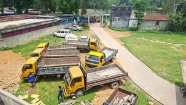 শ্রীমঙ্গলে অবৈধ বালুবহনকারী ৬টি ট্রাক জব্দ