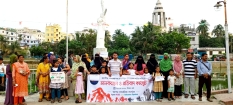 শিশু ধর্ষণের প্রতিবাদ ও দ্রুত শাস্তির দাবিতে কোমলমতি শিশুদের মানববন্ধন