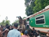 পাহাড়িকা এক্সপ্রেসের সঙ্গে বালুবাহী ট্রাকের সংঘর্ষ :  সাগরিকাসহ সারাদেশে ট্রেন চলাচলে বিঘ্ন