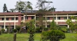 দীর্ঘ বছর ধরে জনবল সঙ্কট নিয়ে  চলছে শাহরাস্তি উপজেলা স্বাস্থ্য কমপ্লেক্স