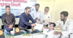 চাঁদপুরে আন্তঃক্লাব কারাতে প্রতিযোগিতায় ৪২জন পুরস্কৃত