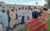 হাজীগঞ্জ পৌর ৫নং ওয়ার্ড এলাকায় মেয়র প্রার্থী হাসান মিয়াজীর গণসংযোগ