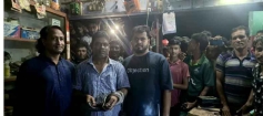 দোকানের ভেতর থেকে দাঁড়াশ সাপ উদ্ধার