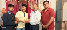 প্রথমবার কুমিল্লায় এসে ভালোবাসার বন্ধনে আবদ্ধ টলিউড অভিনেতা দেবজিৎ ঘোষ