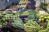 বেশিরভাগ সবজির দাম শতক ছাড়িয়েছে