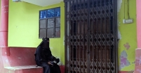 বিধবা নাছরুমের পাশে কারো না কারো দাঁড়ানো উচিত
