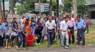 হাজীগঞ্জ উপজেলা প্রশাসনের বিশেষ পরিষ্কার-পরিচ্ছন্নতা অভিযান