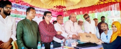 ভালো মানুষ না হলে শিক্ষার সাফল্য যেখানে মূল্যহীন