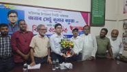 ফরিদগঞ্জের বিদায়ী ইউএনও সেটু কুমার বড়ুয়াকে সংবর্ধনা জানালো প্রেসক্লাব