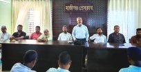হাজীগঞ্জ প্রেসক্লাব নেতৃবৃন্দের সাথে ব্যবসায়ী সমিতির মতবিনিময়