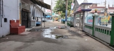 গোর-এ-গরিবা মসজিদের সামনে ফিরেছে শৃঙ্খলা, স্বস্তিতে মুসল্লিরা