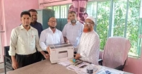 সাহেবগঞ্জ মাধ্যমিক বিদ্যালয়ে ল্যাপটপ ও প্রিন্টার দিলেন নবাগত সভাপতি