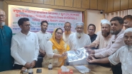 কচুয়ায় শিক্ষার মানোন্নয়নে এসএসসির টেস্ট পরীক্ষার অভিন্ন প্রশ্নপত্র বিতরণ